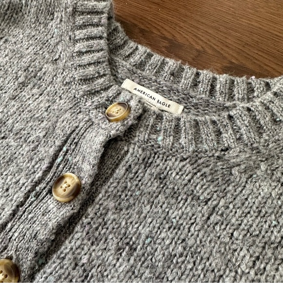 American Eagle Sweater size Small - Picture 2 of 2